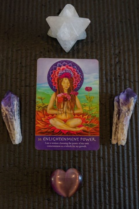 Crystals-Oracle-Card-Sage-Sticks-480x720